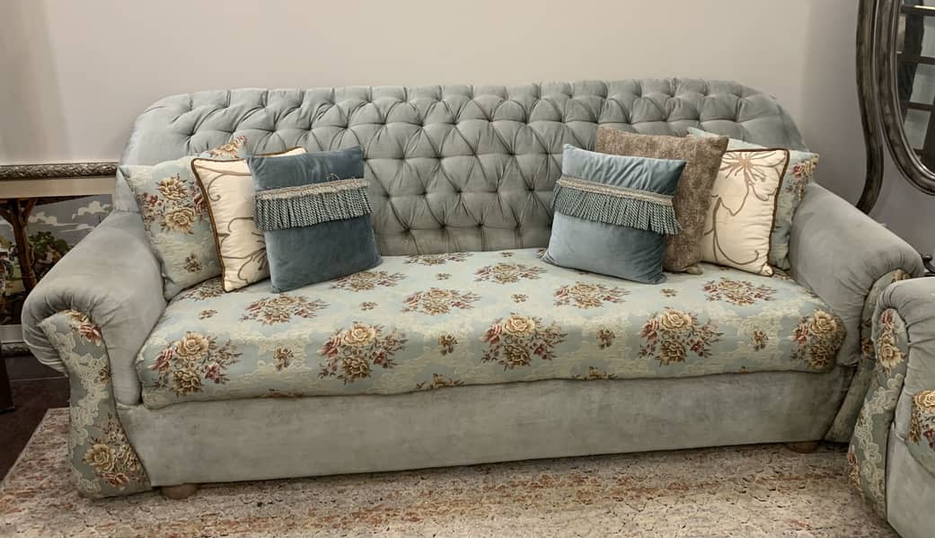 Sofa set/ new offer valid for two days 3