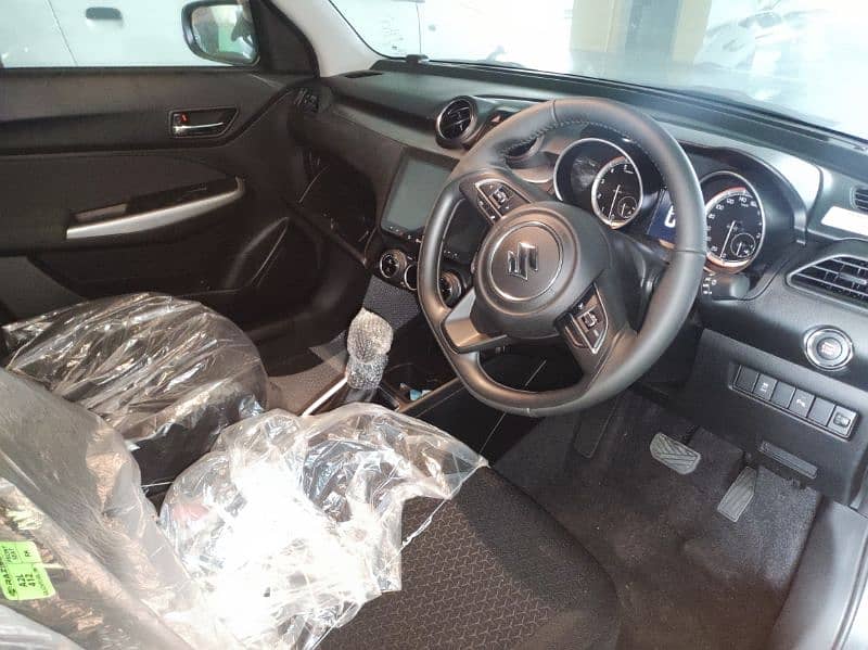 Suzuki Swift 2024 1