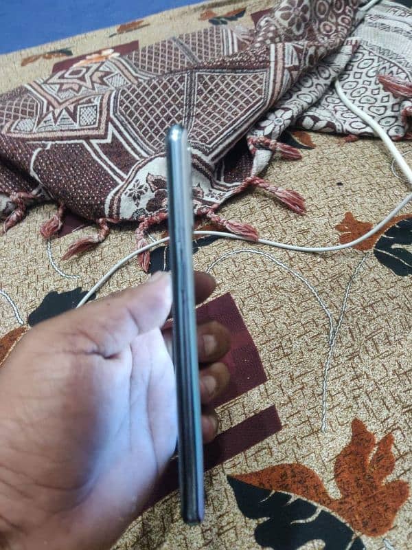 oppo f15 3