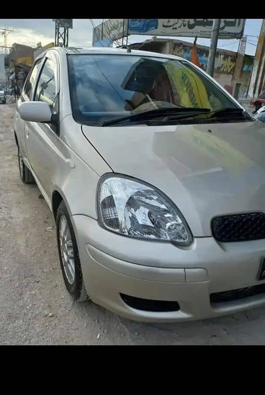 Toyota Vitz 2002 4