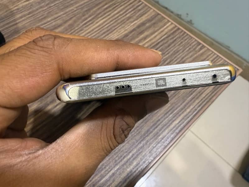 Infinix note 40 pro GR EDITION 2