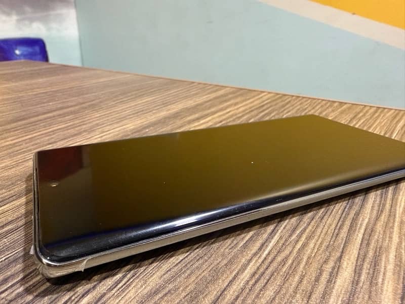 Infinix note 40 pro GR EDITION 5