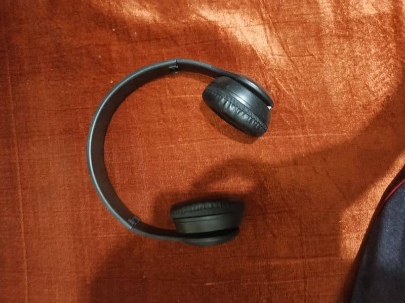p47 headphones 0