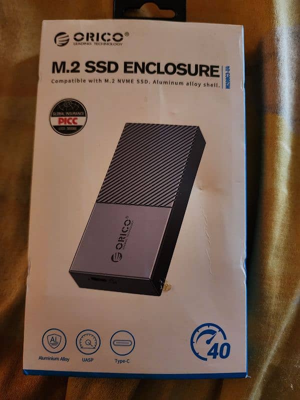 SSD thunderbolt enclosure 0