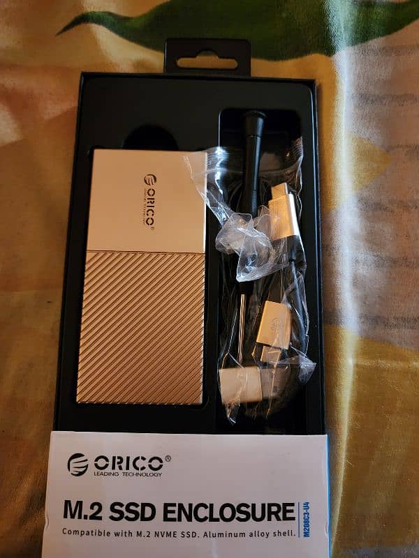 SSD thunderbolt enclosure 1