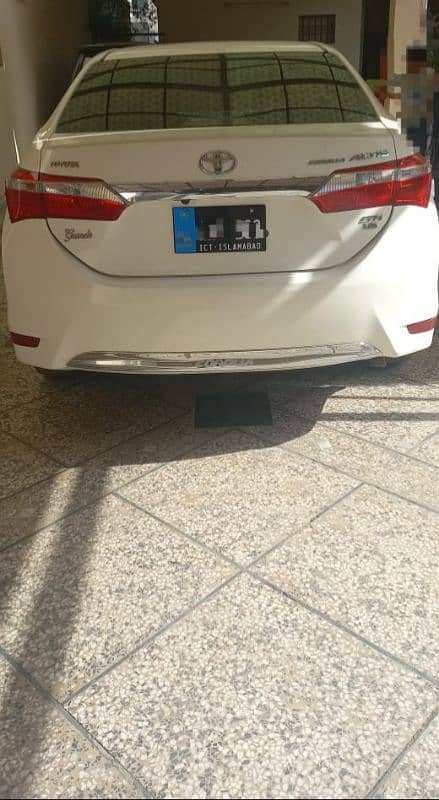 Toyota Corolla Altis 2016 1