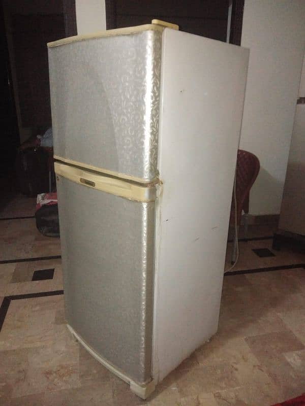 Dawlance Refrigerator for Sale. 2