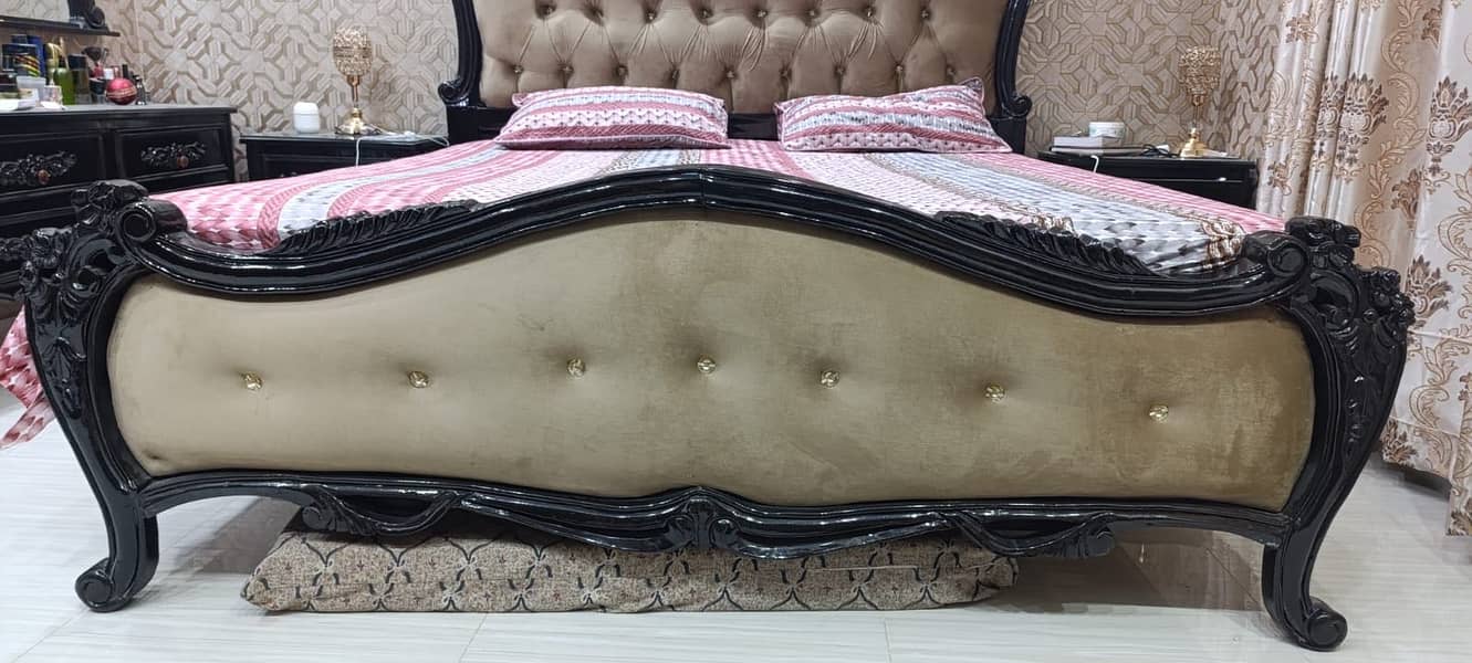 Wooden Bed Set for Sale 1 Month Used 5