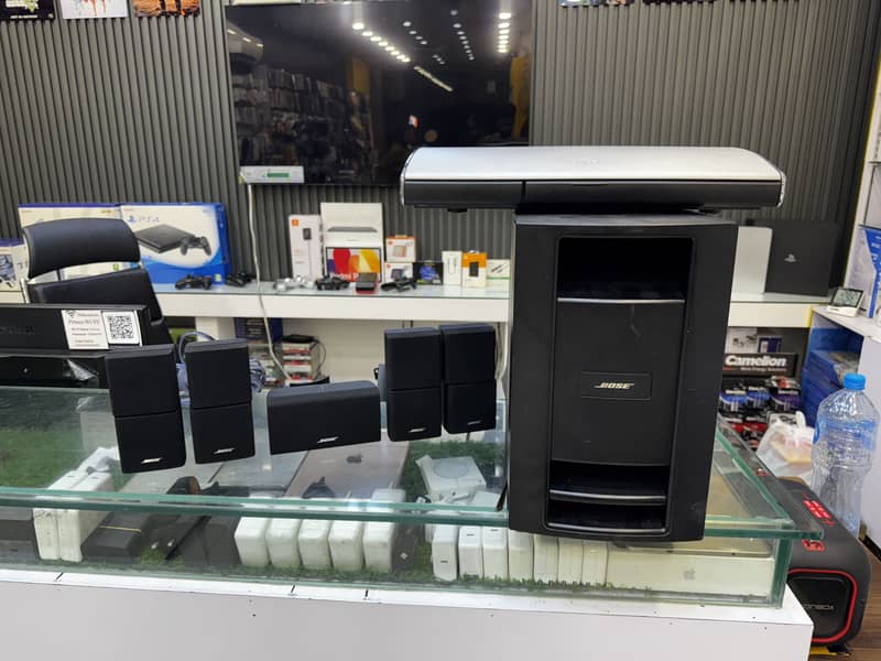 Bose Life style 5.1 sound system 0