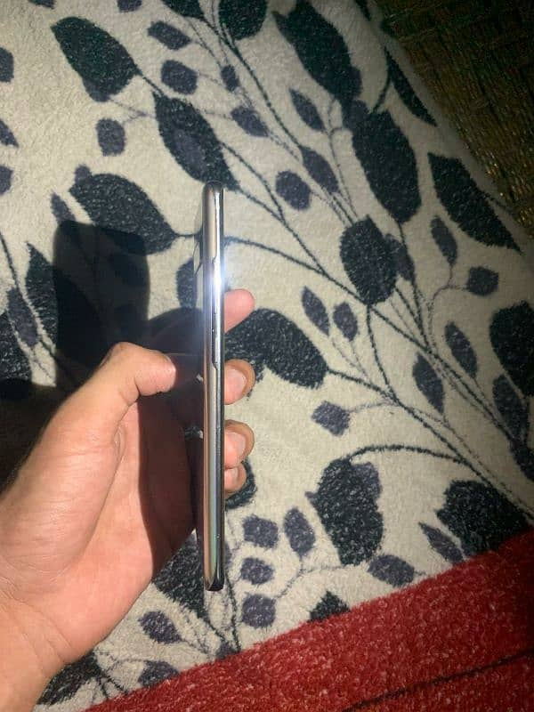 256 gb 4