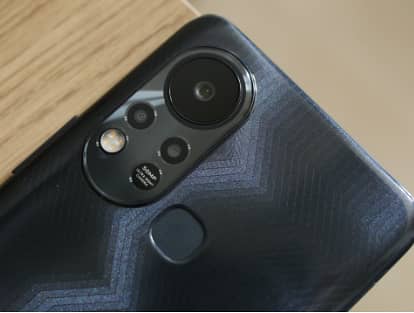 10/10 condition phone 4