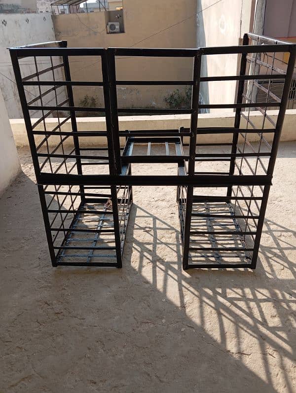 jangla cages for salesman 1