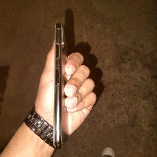 i phone xs 256gb non pta water pack 4