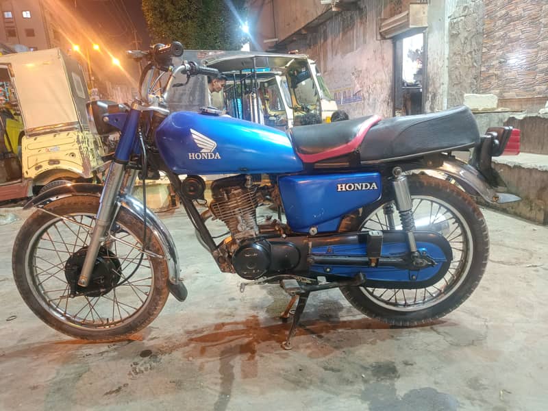 Honda 125 Genuine Condition Model 1989 0