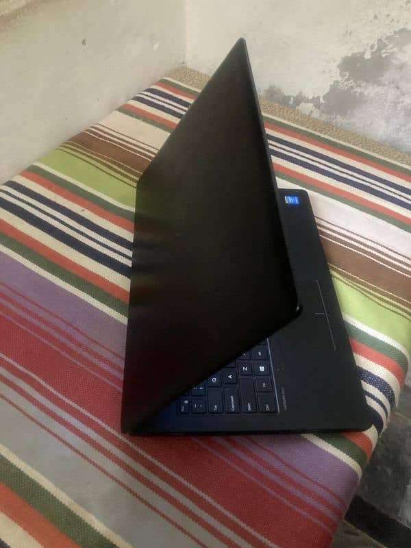 dall Laptop 1
