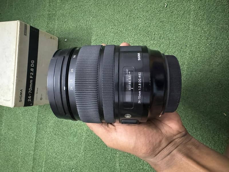 sigma 24-70mm F 2.8 DG Canon 0
