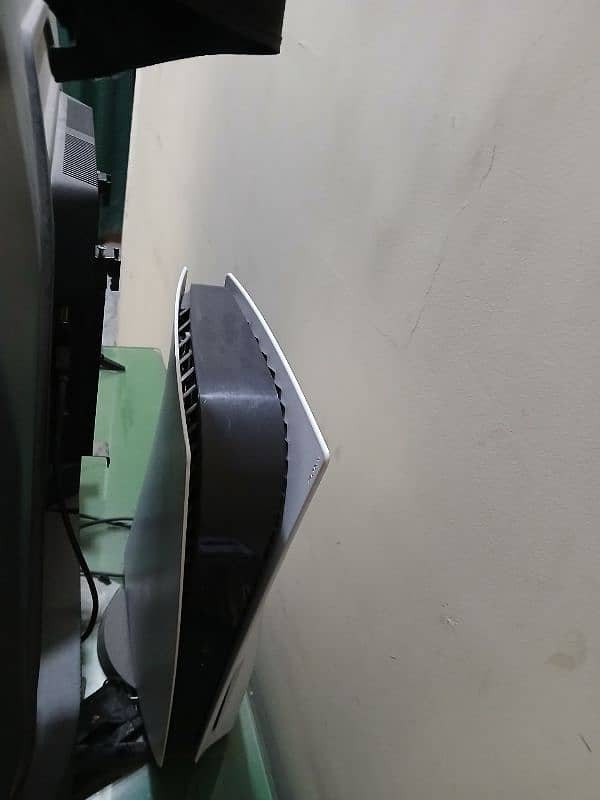 ps5 7216 model  tcl p615 4k 43 inch led 1