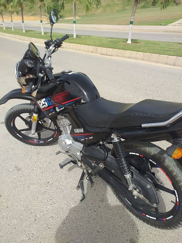 YBR 125 G 2