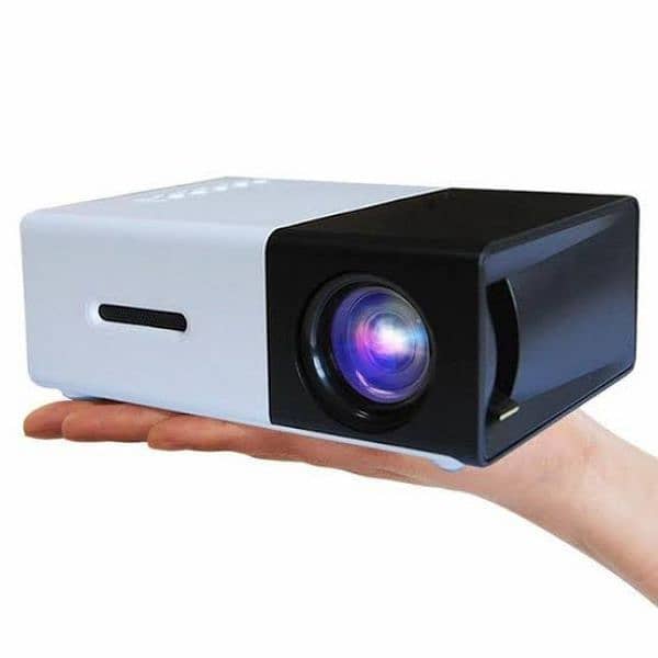 Q1 Hd Mini Portable Projector 0