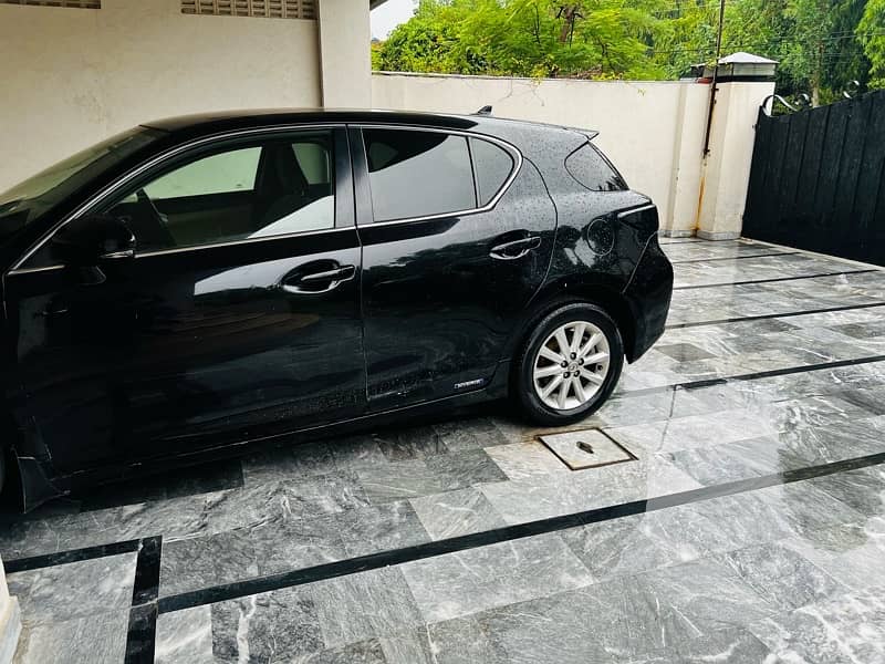 Lexus CT200h 2011 6