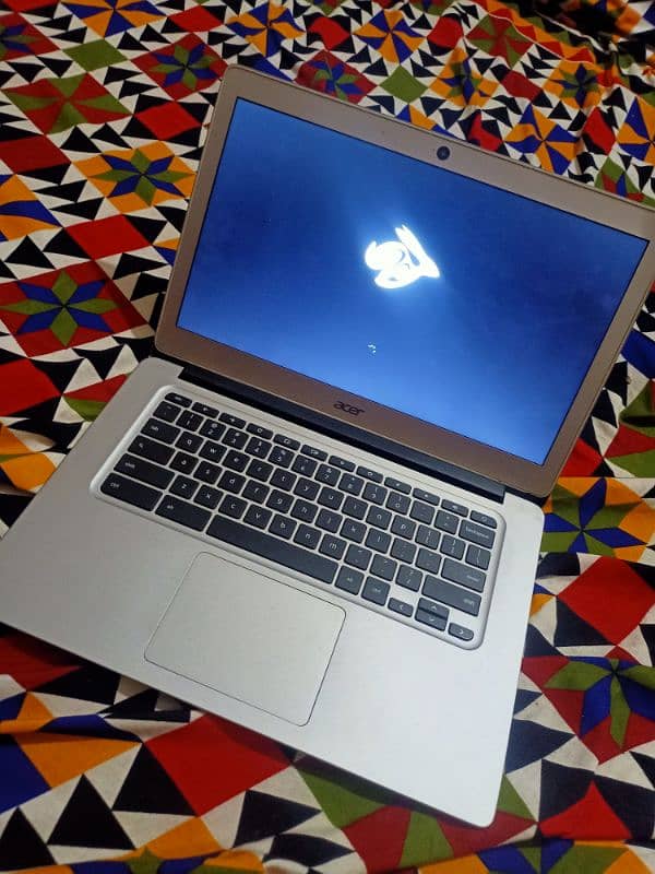 Acer Chromebook 4/16ssd, 4 hours plus battery, best for browsing 0