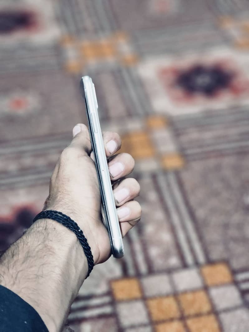 Iphone XS PTA APPROVED 256 Gb 3