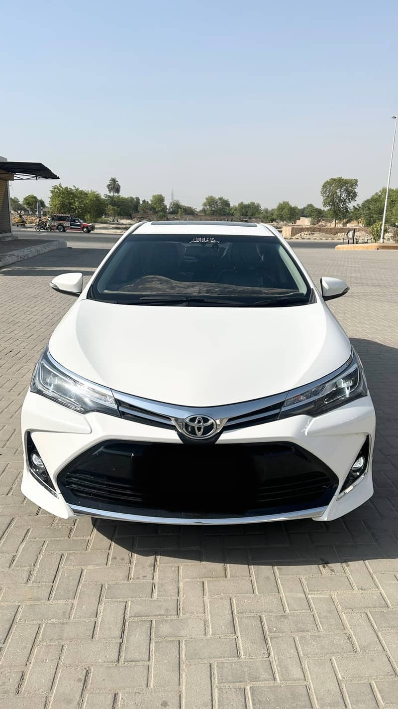 Toyota Corolla Altis Grande X CVT-i 1.8 Black Interior 0