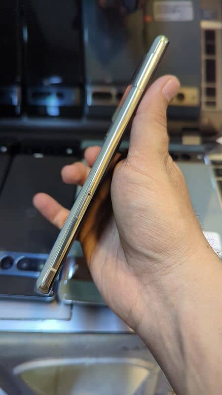 google pixel 7pro 12gb 256gb pta 5