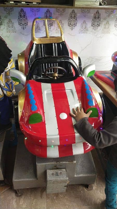 Swing Rides |  Toyland | Kid Ride | Token / Rides / jumping caslte 14