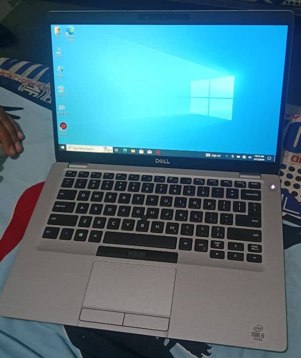 Dell i5 10th generation 8 256 Touch display 0