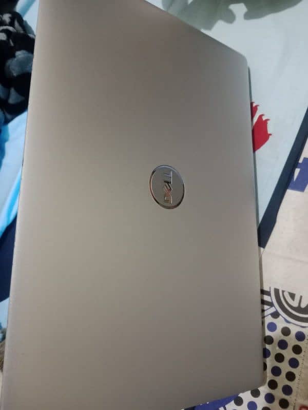 Dell i5 10th generation 8 256 Touch display 4