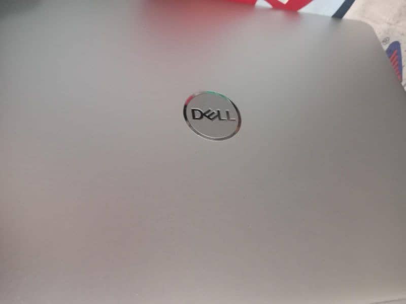 Dell i5 10th generation 8 256 Touch display 5