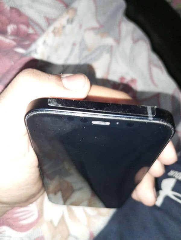 Iphone 12 FU 1