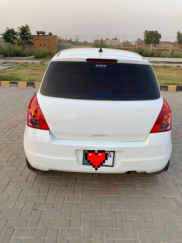 Suzuki Swift 2014 1
