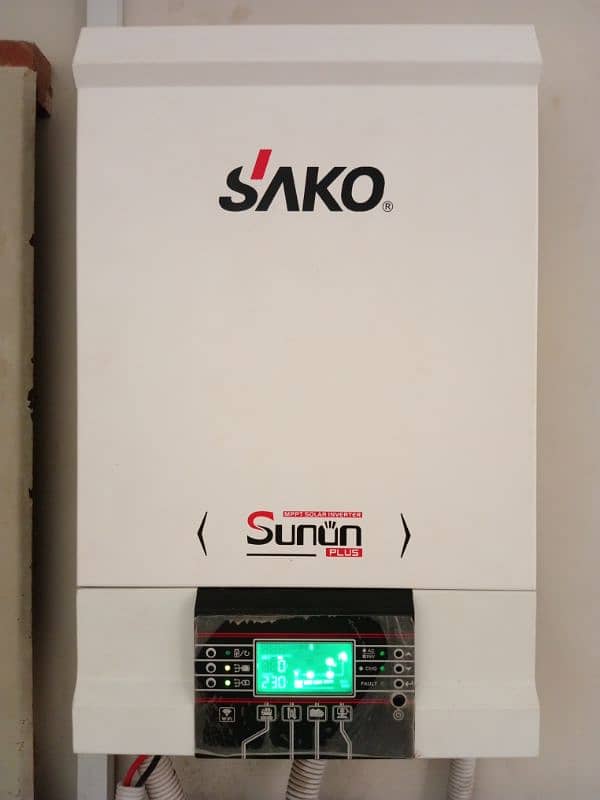 Sako hybrid inverter 0