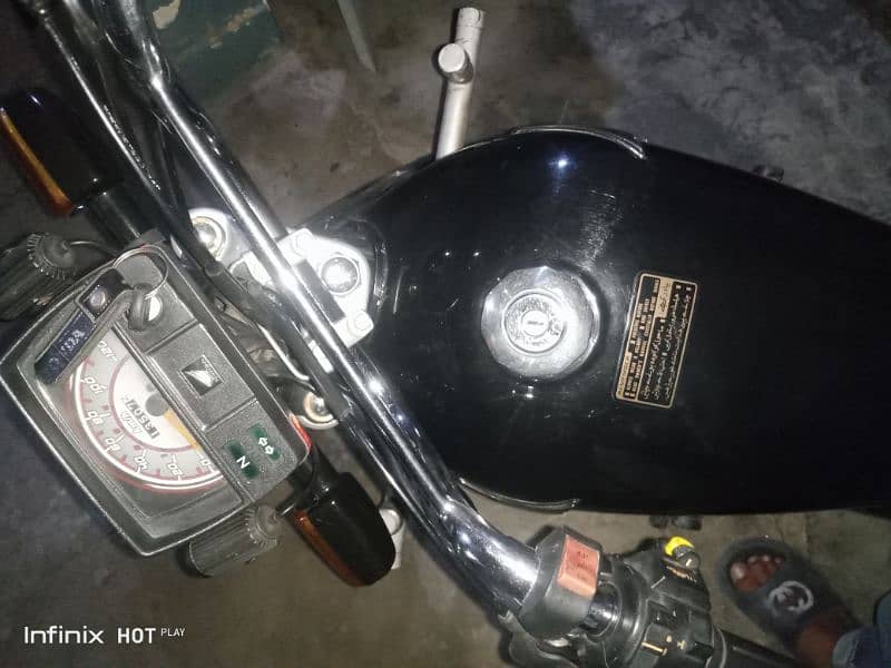 Honda 70 2023 mdl black 0