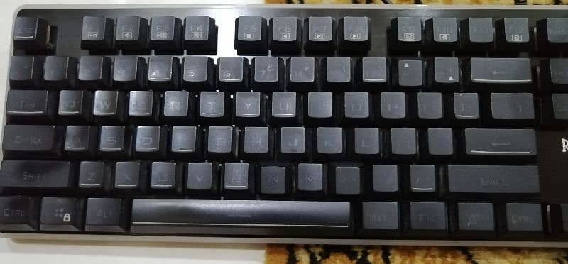 RED DRAGON DYAUS K509 SEMI MECHANICAL KEYBOARD 1