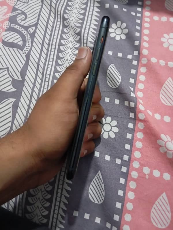 iphone 11 pro max pta approved 4