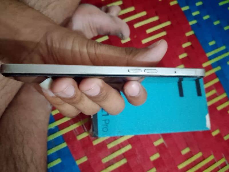 oppo F21 pro 3