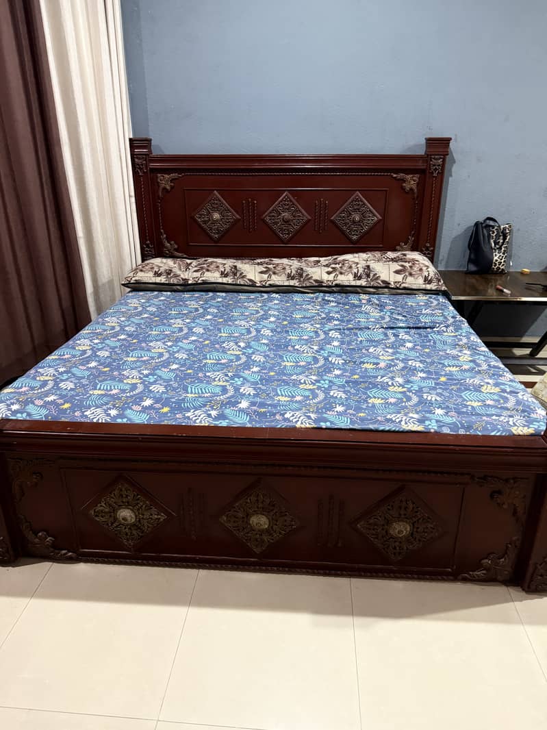 King Size Bed 0