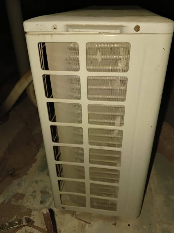 Gree 1.5 Ton Split Ac 4