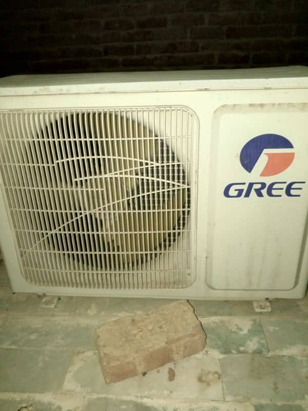 Gree 1.5 Ton Split Ac 8