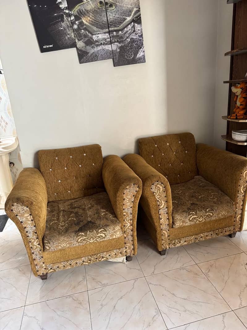 Sofa set 0