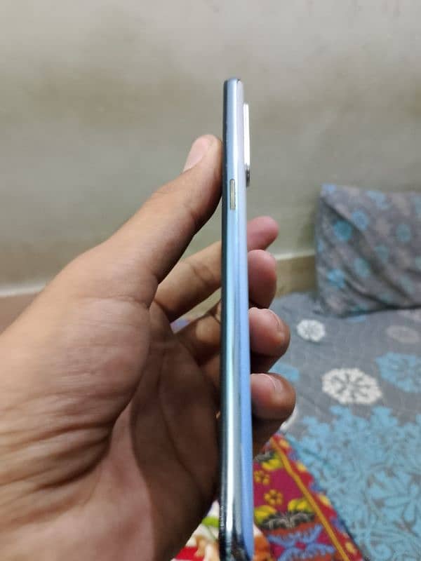oppo F15 2