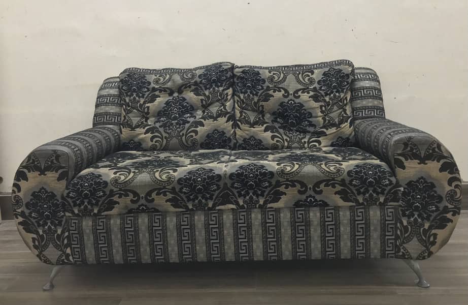 7 Seater Sofa 1
