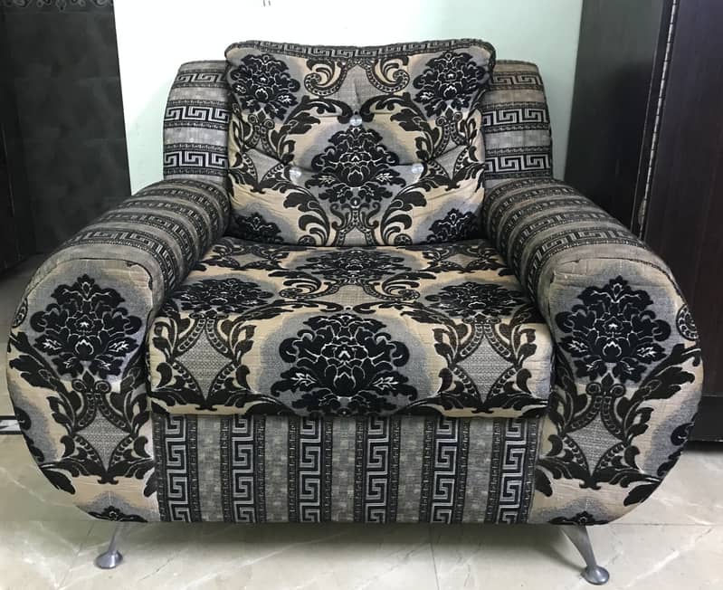 7 Seater Sofa 3