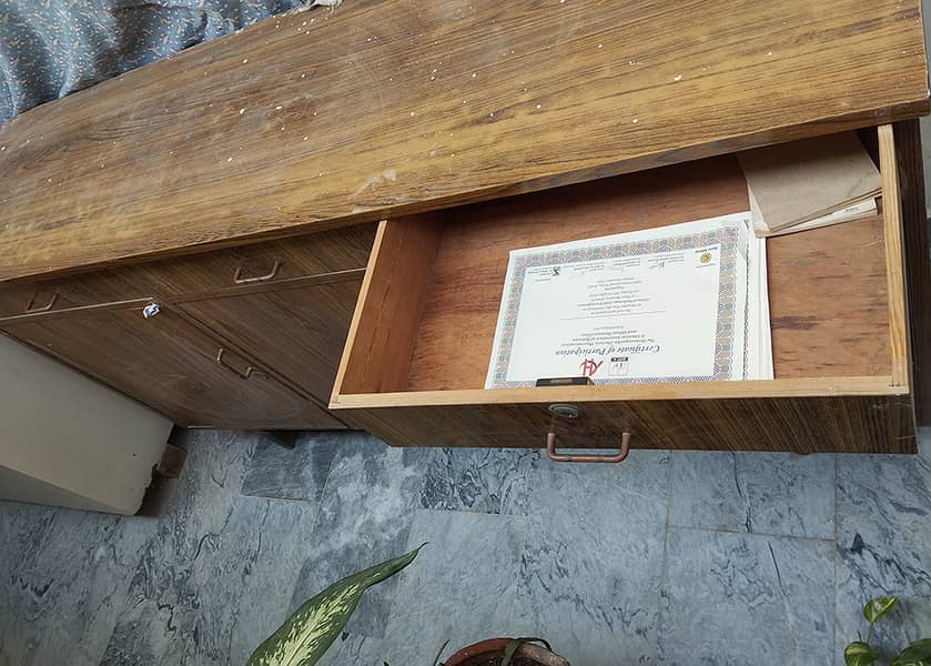 Side Board with top 1