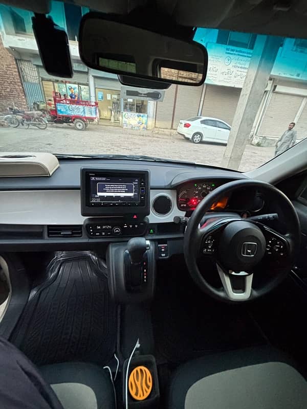 Honda N One premium tourer 2023/24 16