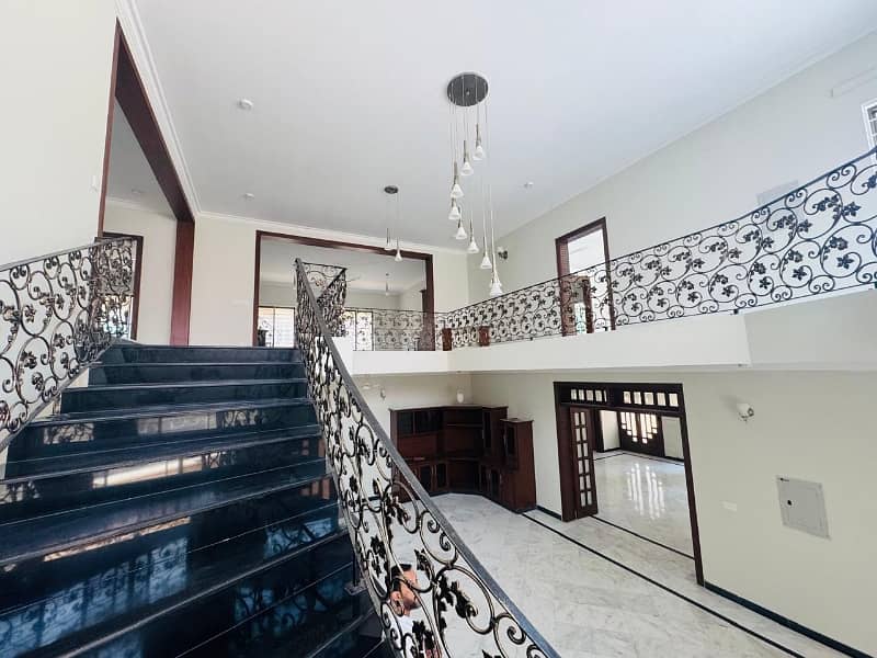 F11 Brand New House Size 2 Kanal 12