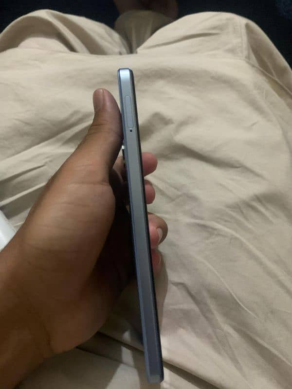 Oppo A17 4